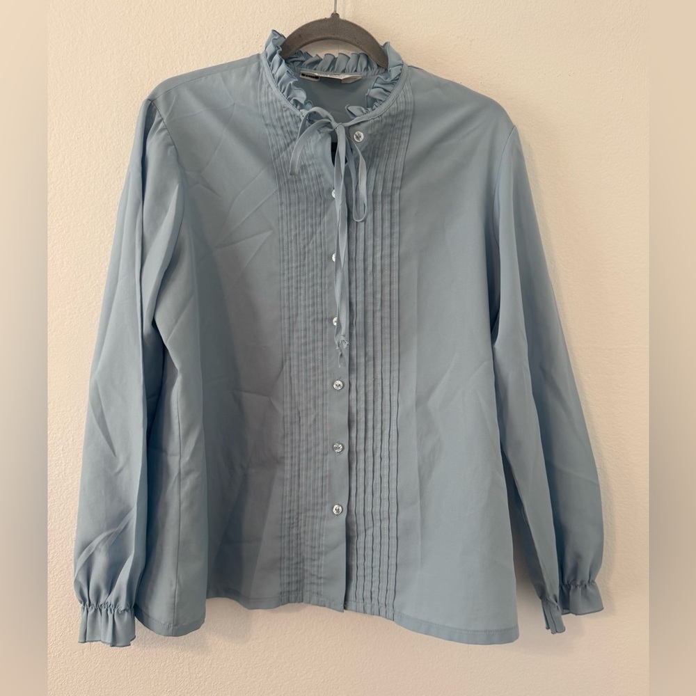 Vintage Montgomery Ward Button Up Tie Neck Blouse Pin Tucks Ruffle Sleeve *READ